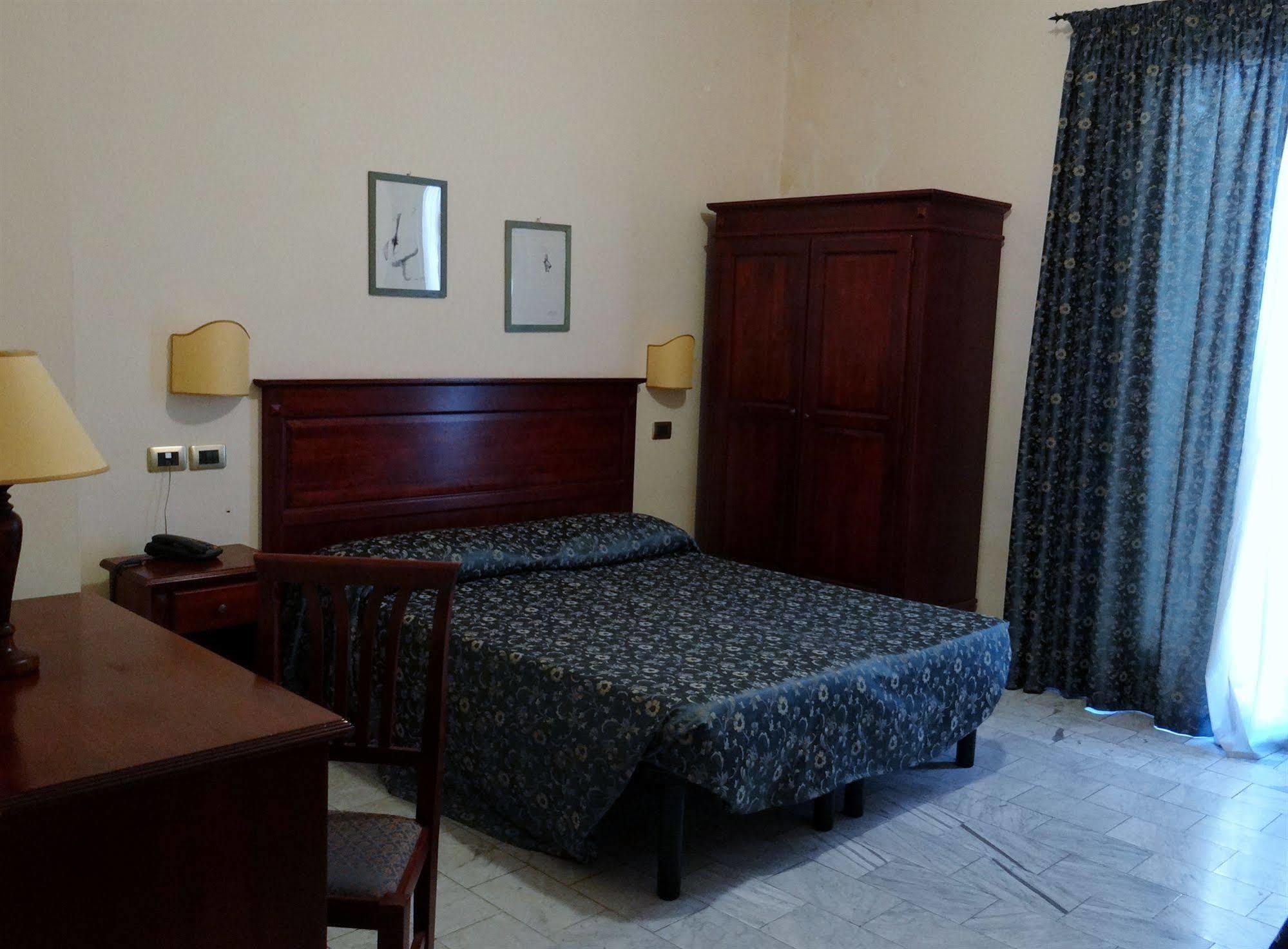 Hotel Astor Florence Ngoại thất bức ảnh