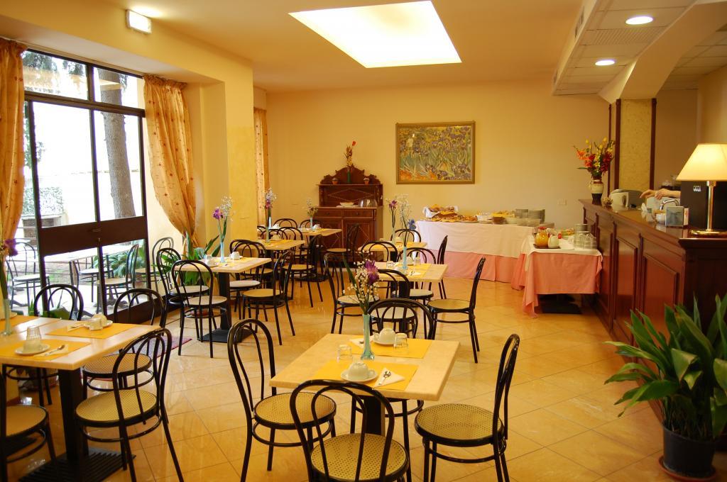 Hotel Astor Florence Ngoại thất bức ảnh